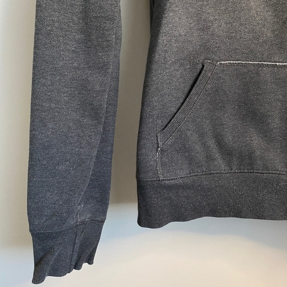 TNA Sportswear Women's Gray Pullover Logo Hoodie Size Small - Picture 4 of 13